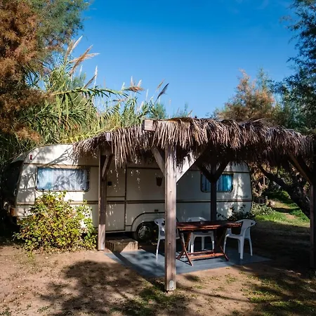 Elizabeth Кемпінг 2*