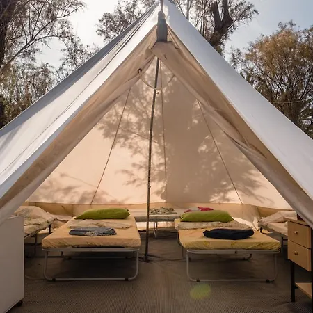 Кемпінг Elizabeth 2*