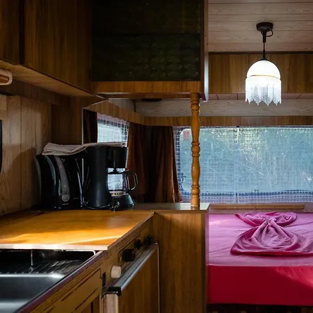 Кемпінг Elizabeth 2*