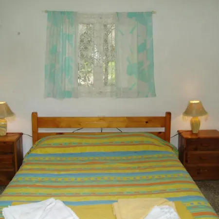 Elizabeth 2* העיירה רתימנו